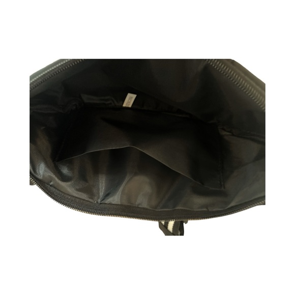 NWT 42POPS Ellie & Kate Crossbody Waist Bag/Fanny Pack in Black - Picture 4 of 4